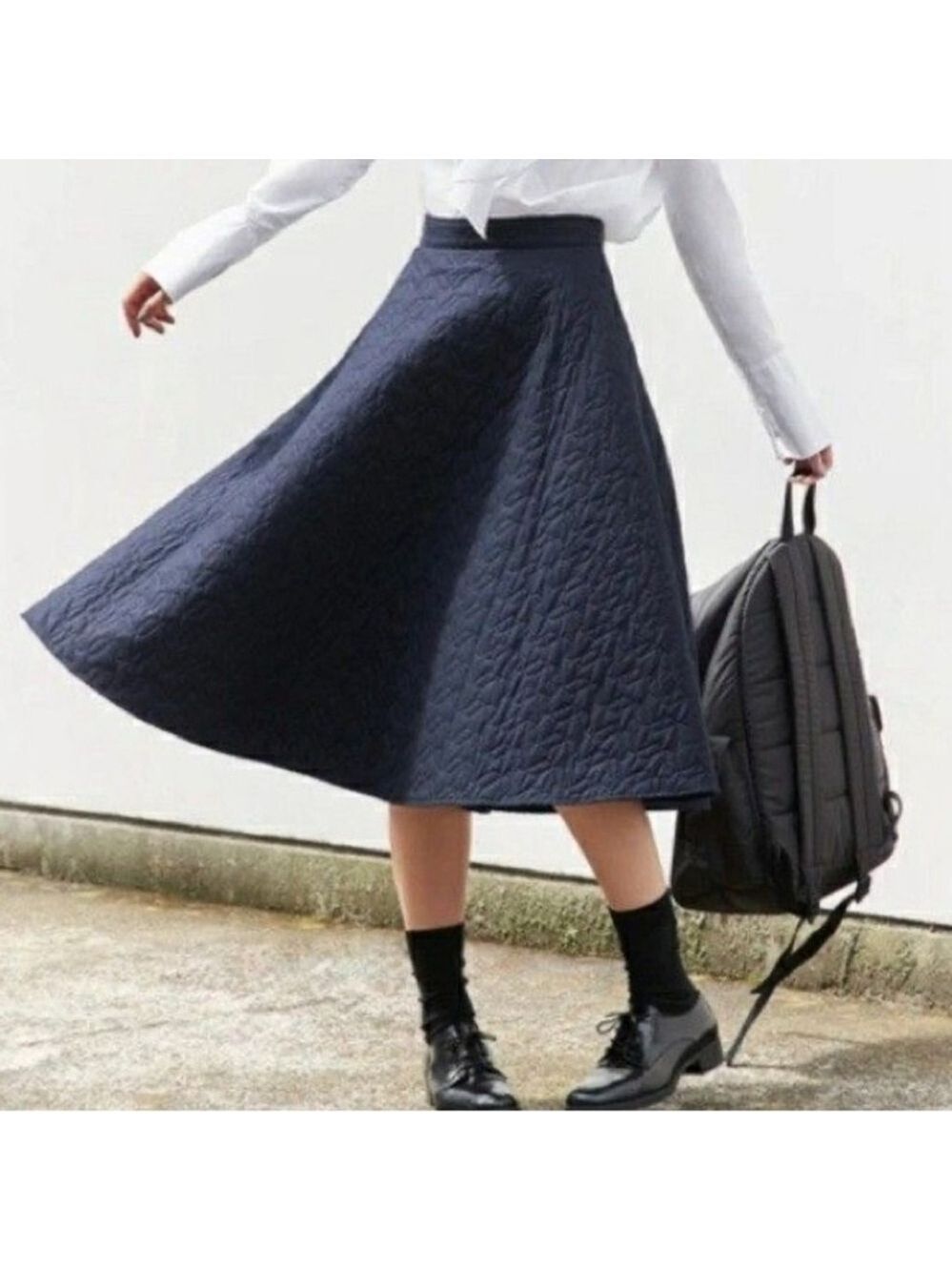 ** Uniqlo x JW Anderson High Waist Loveliest Skirt in Navy Size XXS (CN 155)